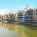 Old Side One Lejlighed