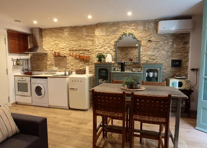 Old Side One Апартаменти *